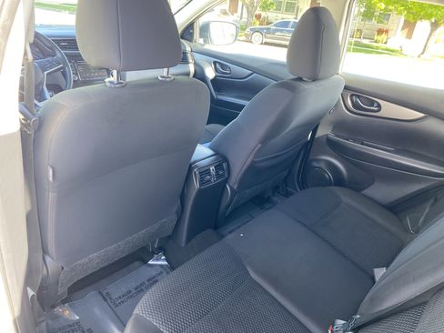 Used 2021 Nissan Rogue Sport S AWD/4WD image 19
