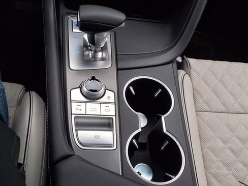 Used 2025 Genesis G70 3.3T Advanced w/ Sport Prestige Package image 11