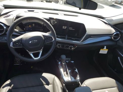 New 2026 Chevrolet Trax ACTIV w/ Driver Confidence Package FWD image 10