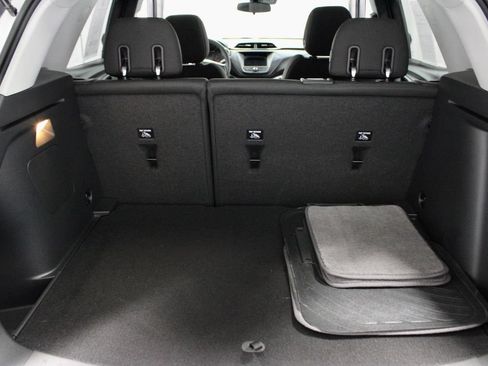Used 2023 Chevrolet TrailBlazer LT FWD image 14