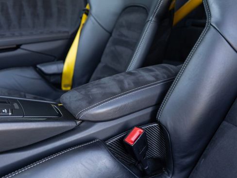 Used 2018 Porsche 911 GT2 RS RWD image 26