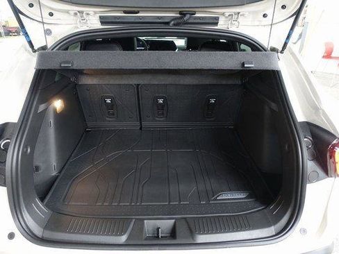 New 2026 Chevrolet Trax RS w/ Driver Confidence Package FWD image 19