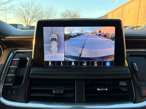 Used 2021 Chevrolet Tahoe Z71 w/ Luxury Package image 41