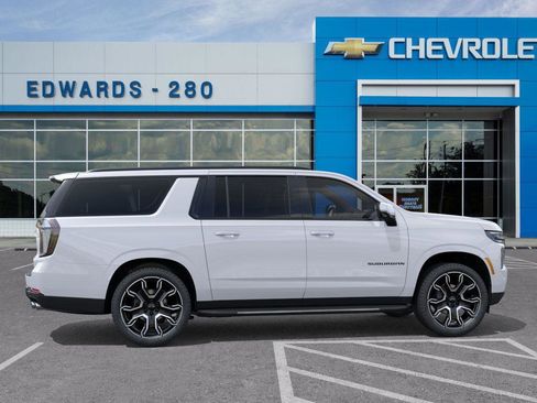 New 2026 Chevrolet Suburban RST w/ RST Capability Package image 6
