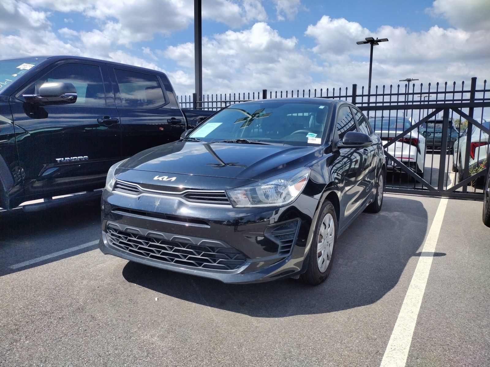 Used 2022 Kia Rio LX FWD image 3