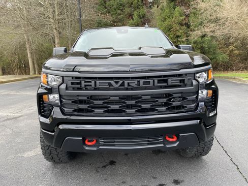New 2026 Chevrolet Silverado 1500 Custom Trail Boss w/ LPO, Dark Essentials Package image 3