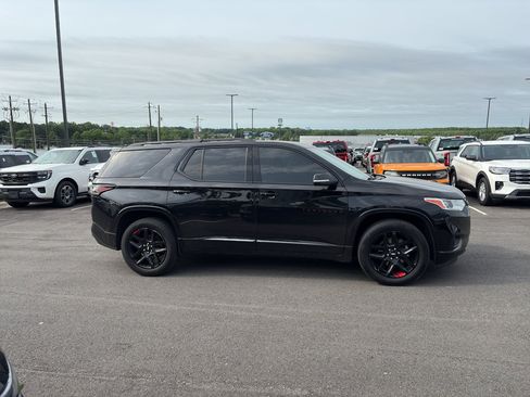 Used 2021 Chevrolet Traverse Premier w/ Redline Edition FWD image 5