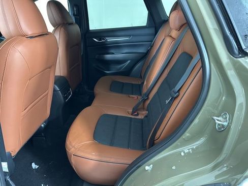 Used 2025 MAZDA CX-5 Carbon Edition image 18