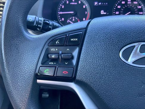 Used 2017 Hyundai Tucson SE image 24