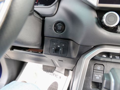 Used 2025 Toyota Tundra Platinum AWD/4WD image 24