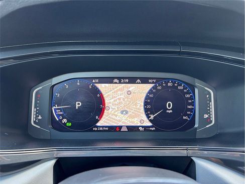 Used 2023 Volkswagen Taos SEL image 20