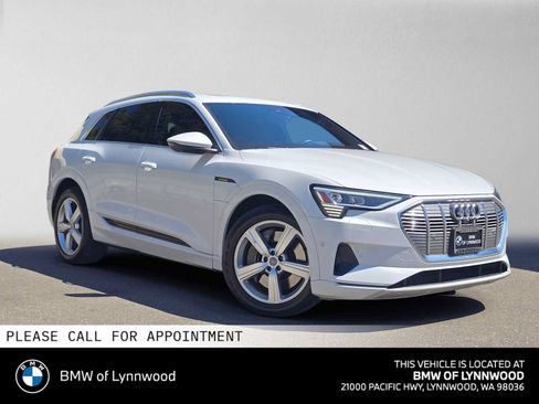 Used 2019 Audi e-tron Prestige AWD/4WD image 1