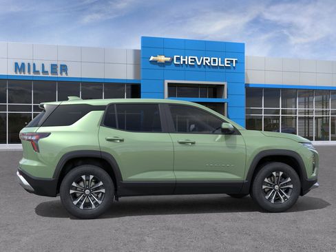 New 2026 Chevrolet Equinox LT w/ Safety and Technology Package image 41