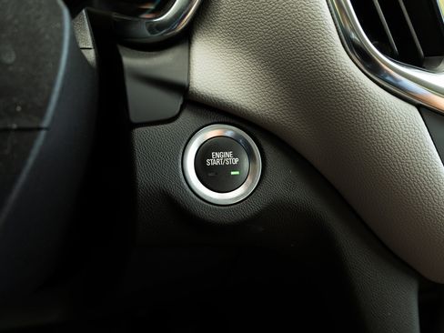 Used 2024 Chevrolet Equinox LS image 25