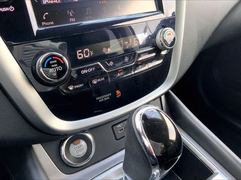 Used 2023 Nissan Murano SV image 33