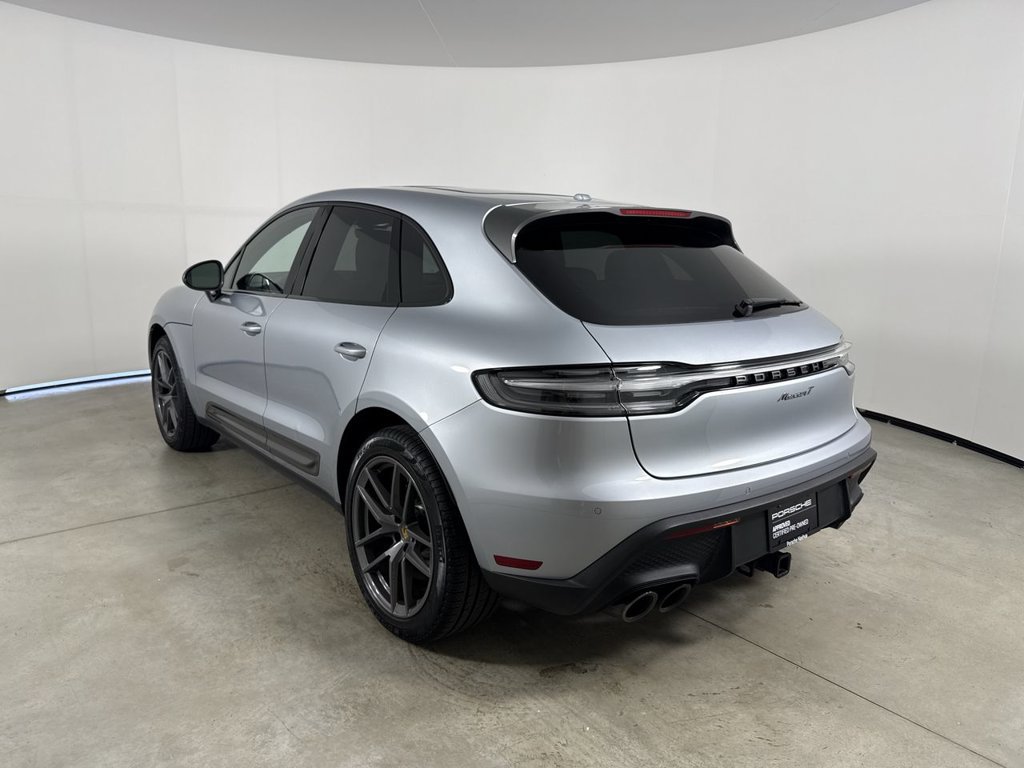 Certified 2026 Porsche Macan Turbo AWD/4WD image 3