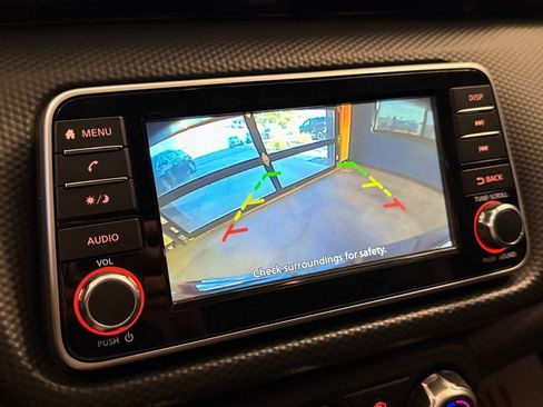 Used 2021 Nissan Kicks S FWD image 13