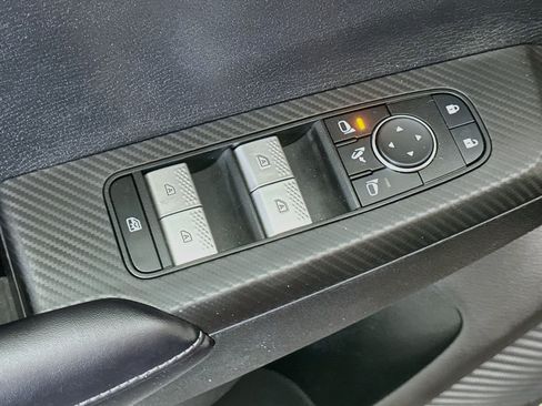 Used 2024 Mitsubishi Outlander SE AWD/4WD image 15