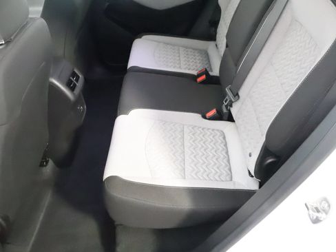 Used 2024 Chevrolet Equinox LS AWD/4WD image 43