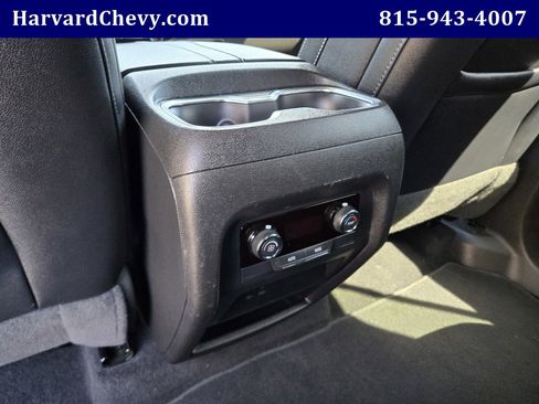 Used 2025 Chevrolet Traverse LT AWD/4WD image 27