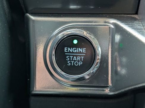 Used 2023 Ford F150 Lariat image 22