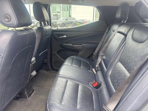 Used 2022 Chevrolet Bolt EUV Premier w/ Sun & Sound Package FWD image 13