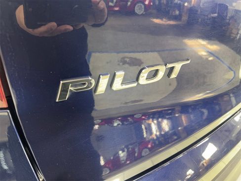 Used 2019 Honda Pilot Elite image 23