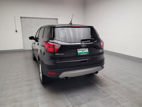 Used 2019 Ford Escape SE AWD/4WD image 6