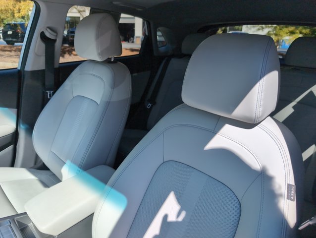 Certified 2023 Hyundai Kona Limited w/ Cargo Package FWD image 12