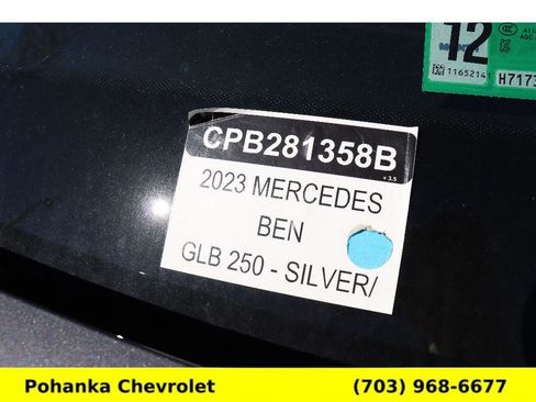Used 2023 Mercedes-Benz GLB 250 4MATIC image 33