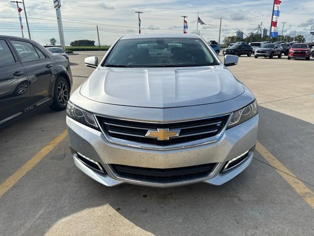 Used 2019 Chevrolet Impala LT w/ LT Leather Package FWD image 8