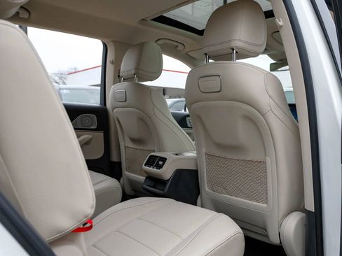 Used 2020 Mercedes-Benz GLS 450 4MATIC image 41