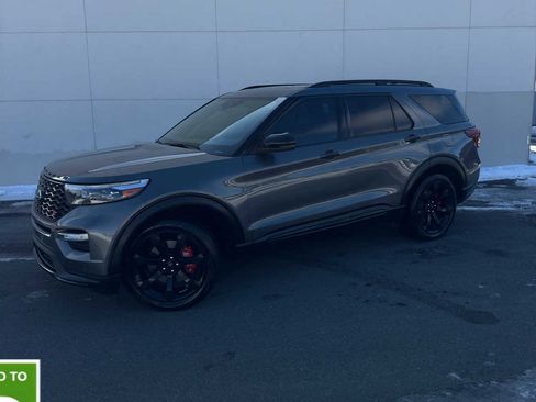 Used 2023 Ford Explorer ST w/ Equipment Group 401A image 3