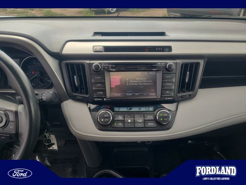 Used 2017 Toyota RAV4 XLE w/ Carpet Mat Package AWD/4WD image 12