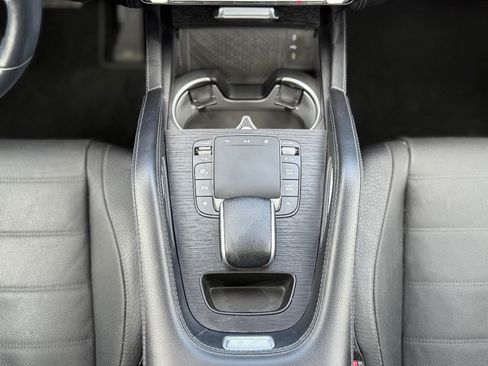 Used 2024 Mercedes-Benz GLE 450 4MATIC image 34