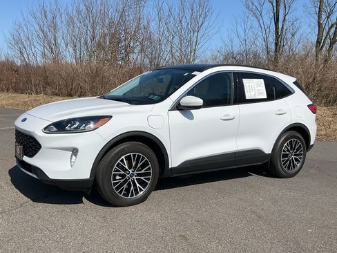 Used 2022 Ford Escape SEL w/ Technology Package FWD image 34
