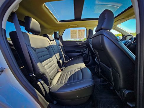 Used 2022 Ford Edge SEL w/ Convenience Package AWD/4WD image 39