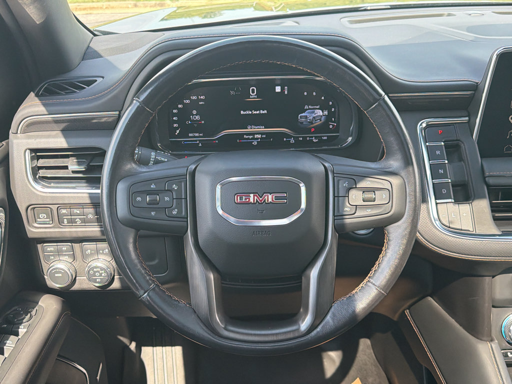 Used 2023 GMC Yukon AT4 AWD/4WD image 32