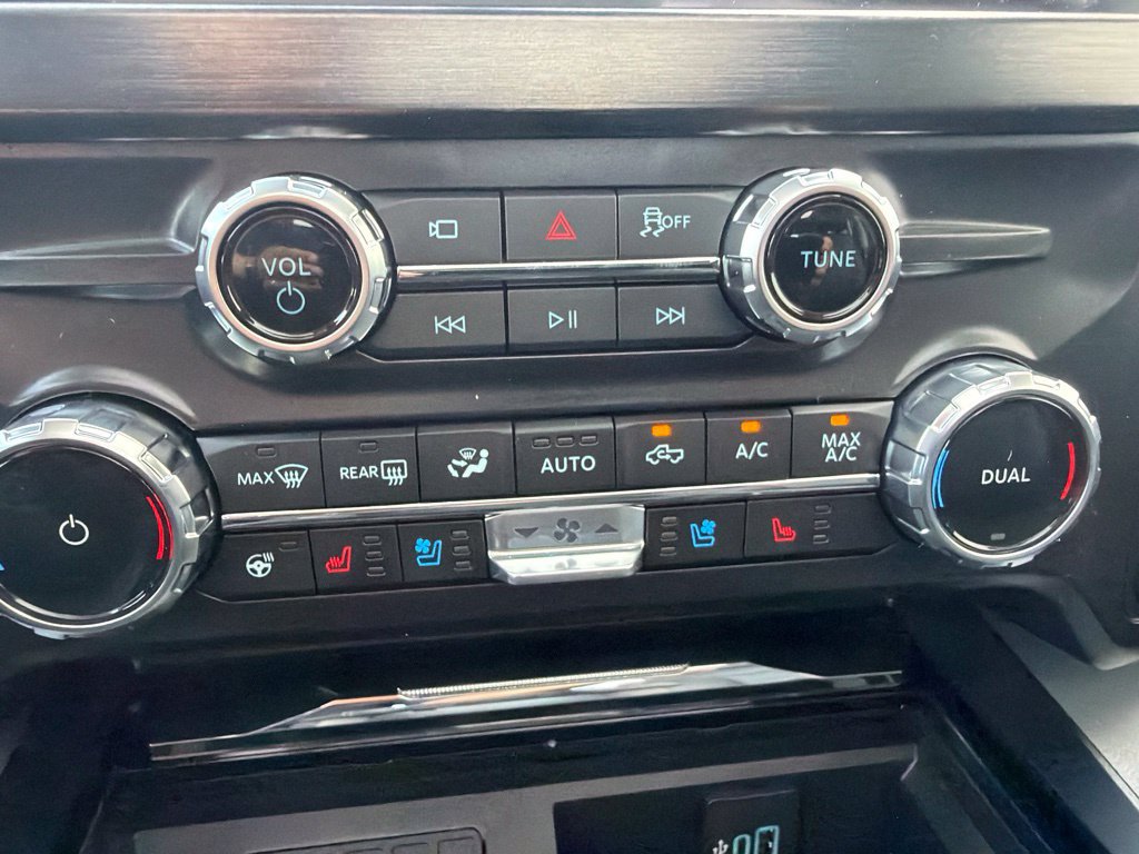 New 2027 Ford F350 Lariat w/ Lariat Ultimate Package AWD/4WD image 20