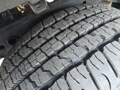 Used 2022 Nissan Frontier PRO-4X w/ Pro-4X Premium Package image 12