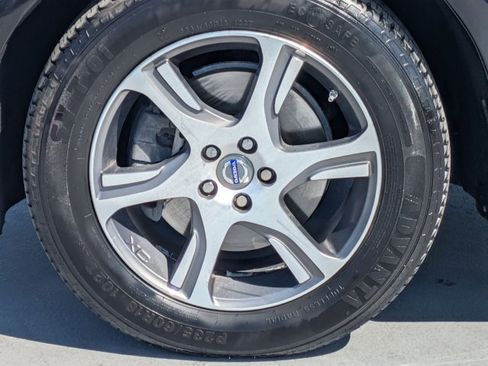 Used 2014 Volvo XC60 T6 AWD/4WD image 24