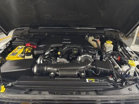 Used 2020 Jeep Gladiator Rubicon image 43