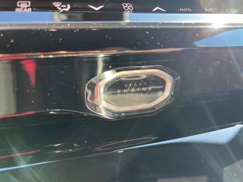 New 2026 Jeep Grand Cherokee Limited RWD image 13