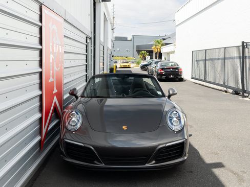 Used 2017 Porsche 911 Carrera S RWD image 33