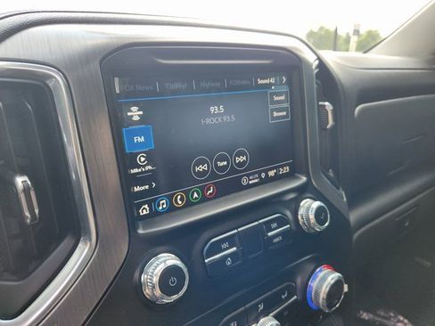 Used 2023 GMC Sierra 3500 Denali w/ Denali Ultimate Package image 17