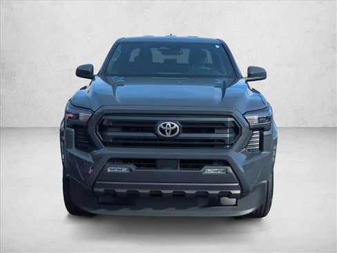 Certified 2025 Toyota Tacoma SR5 image 2