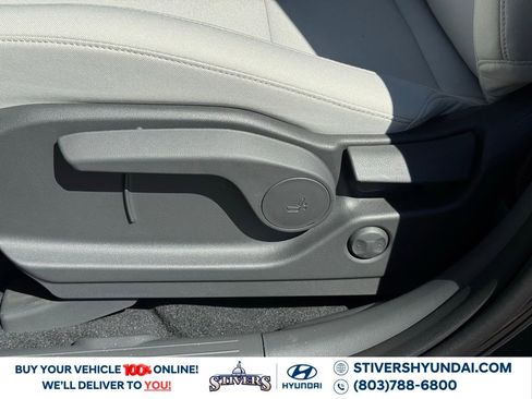 New 2026 Hyundai Santa Fe SE image 27