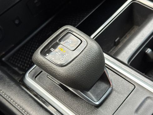 Used 2024 Nissan Pathfinder SL image 22