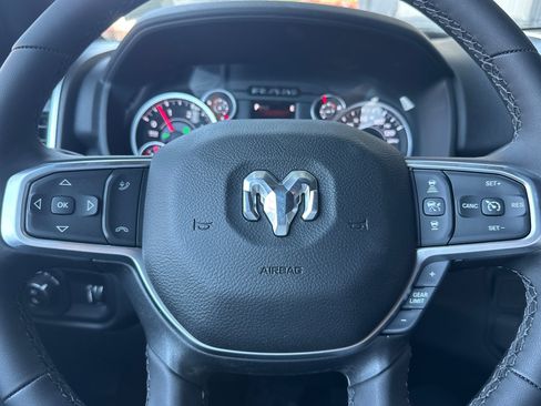 New 2026 RAM 2500 Big Horn AWD/4WD image 22