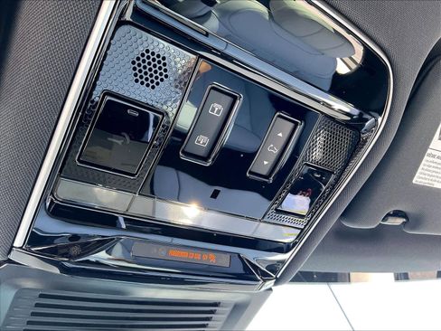 New 2026 Land Rover Range Rover Sport SE AWD/4WD image 22